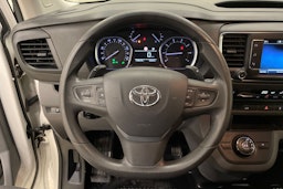 valkoinen Toyota Proace 2017 kuva 18.