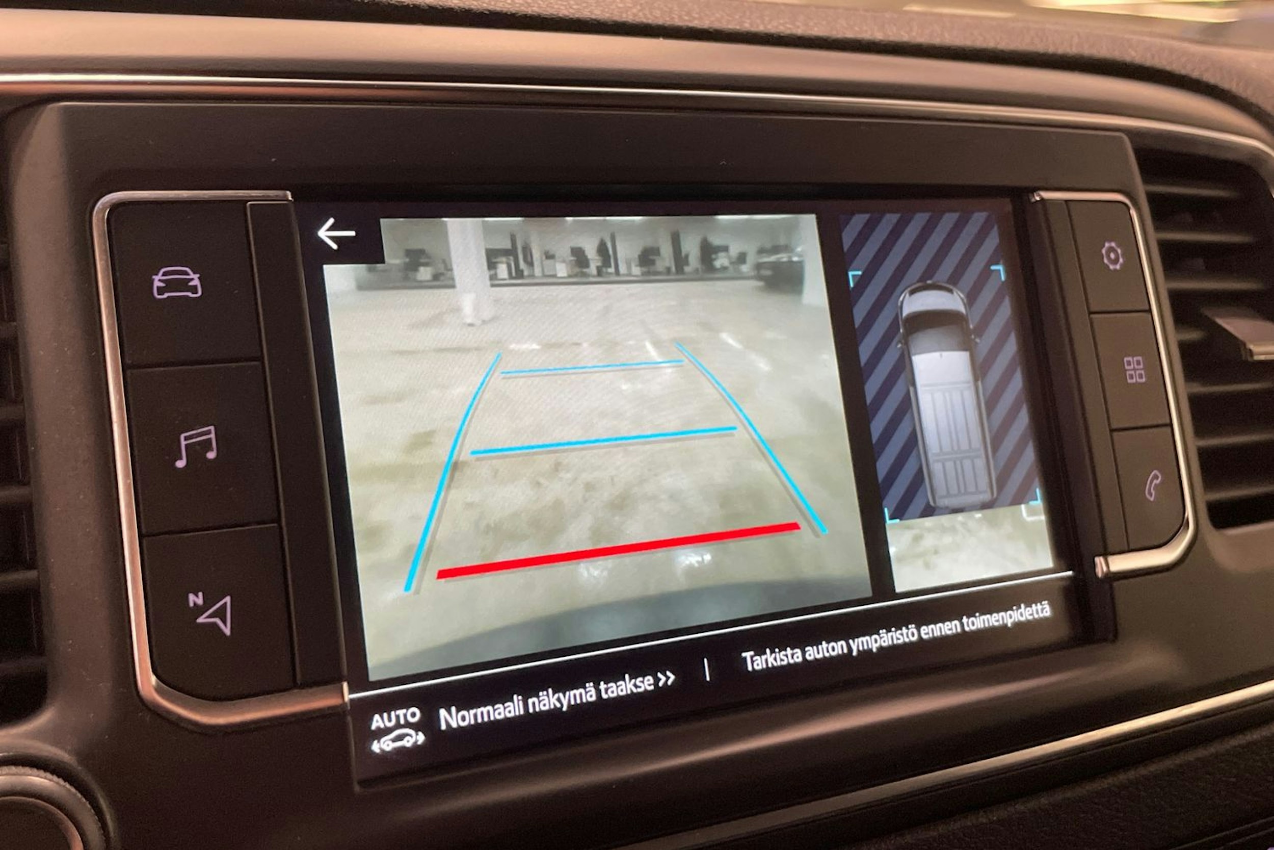 valkoinen Toyota Proace 2017 kuva 27.