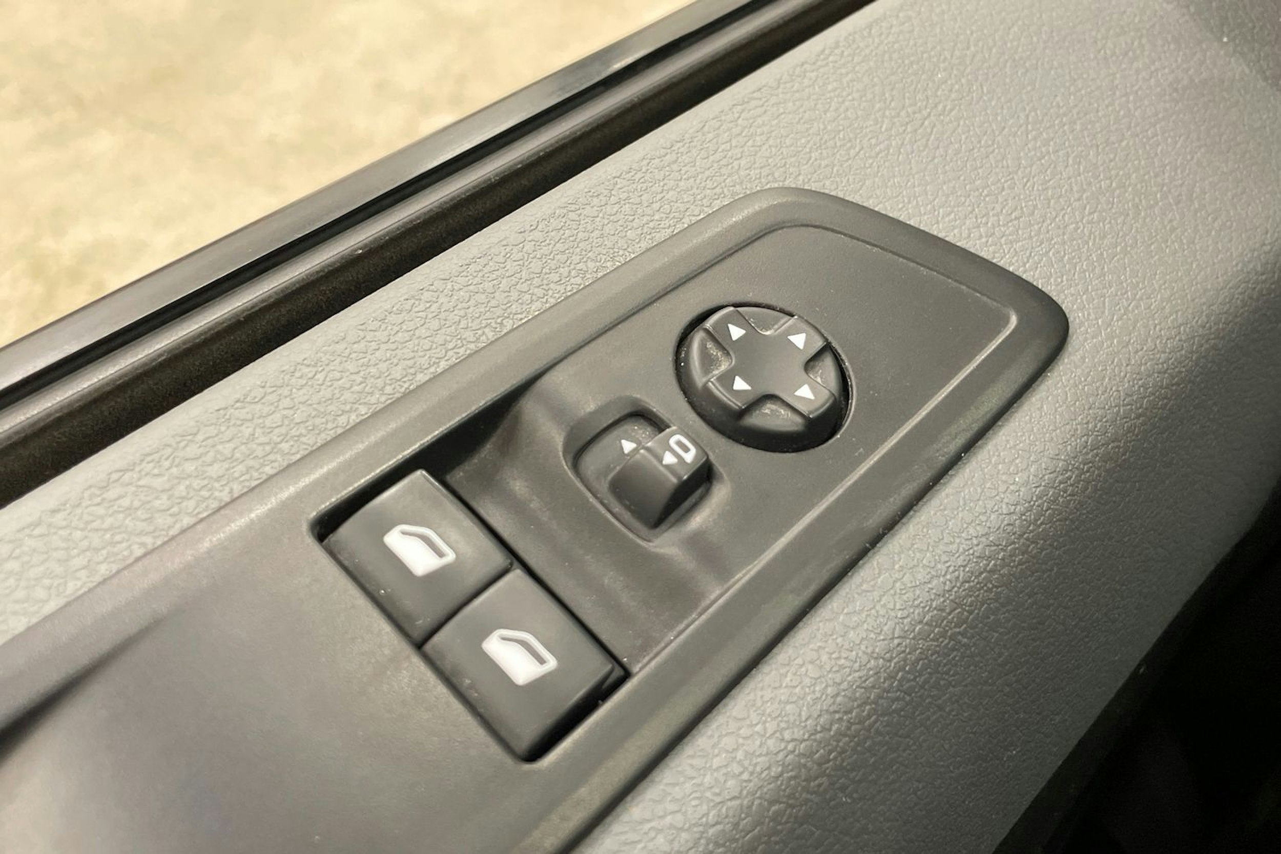 valkoinen Toyota Proace 2017 kuva 30.