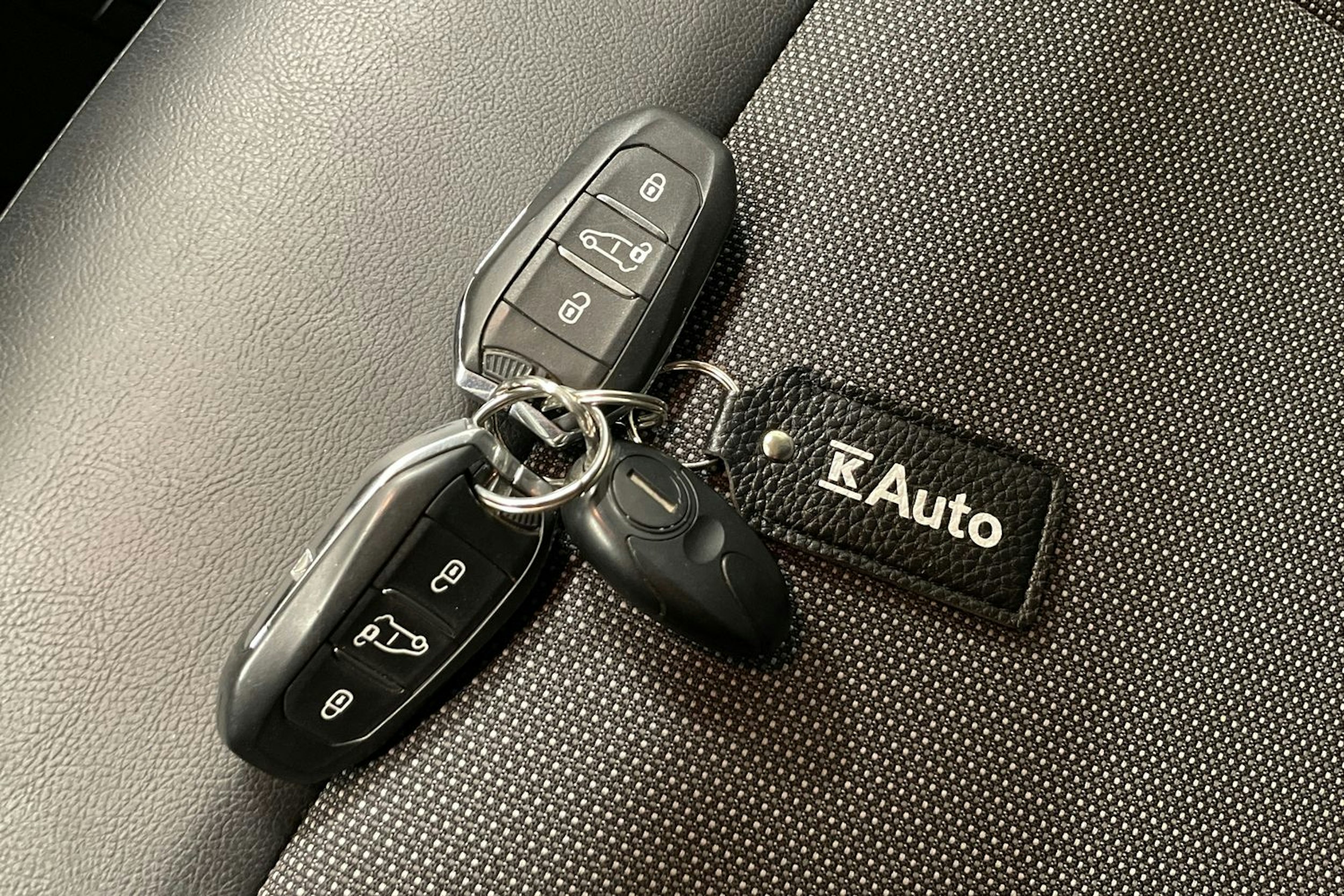 valkoinen Toyota Proace 2017 kuva 32.