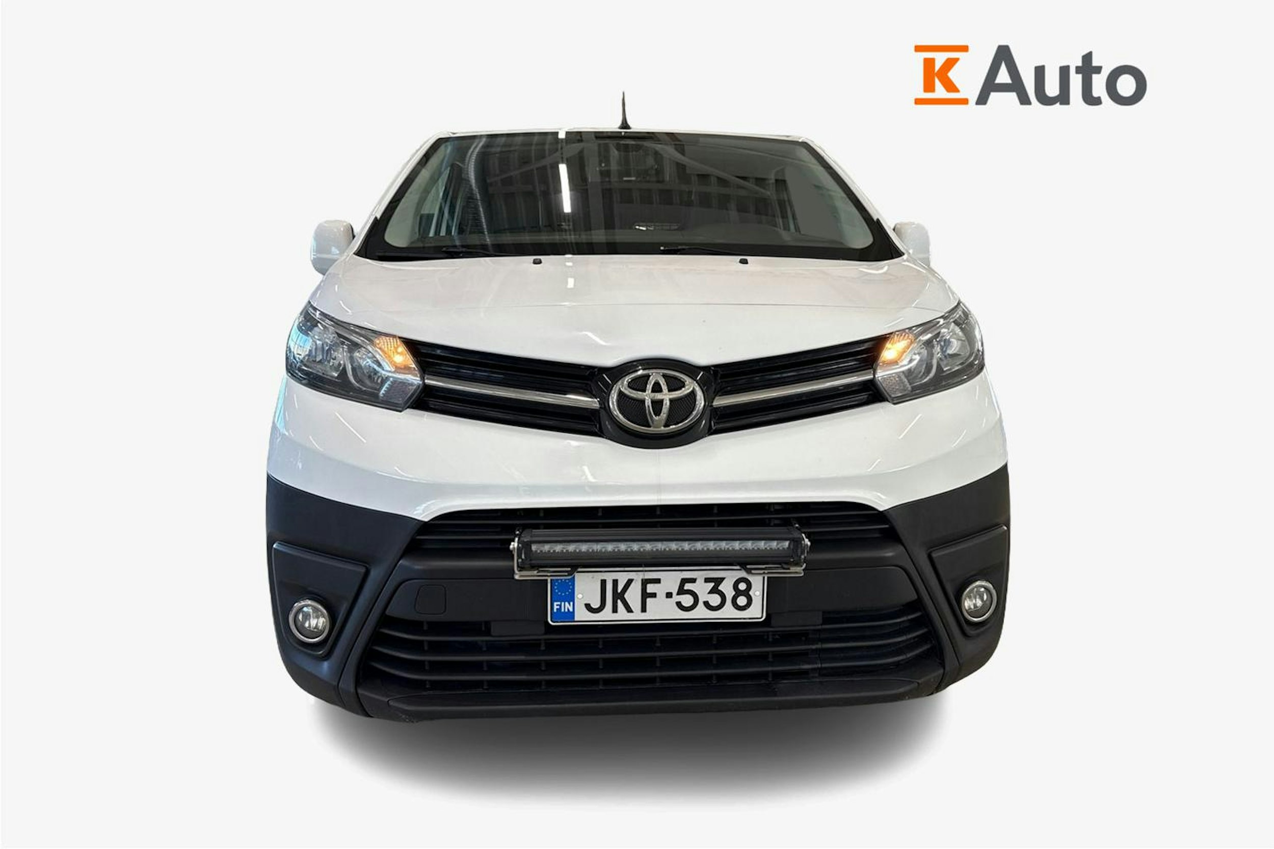 valkoinen Toyota Proace 2017 kuva 5.