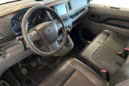 valkoinen Toyota Proace 2017 kuva 7.
