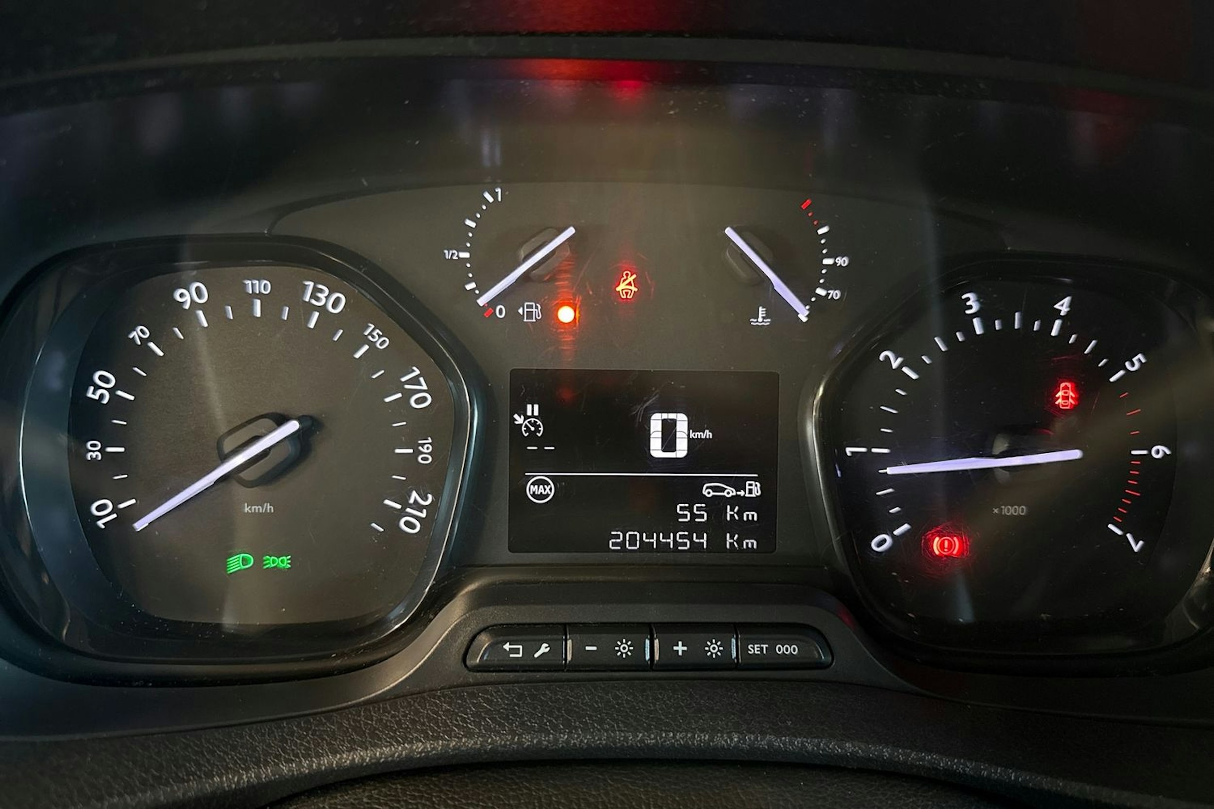 valkoinen Toyota Proace 2017 kuva 17.