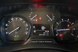 valkoinen Toyota Proace 2017 kuva 17.