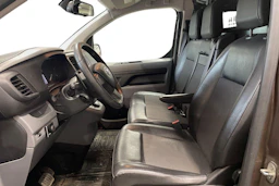 Ruskea (beige) Toyota Proace 2017 kuva 3.