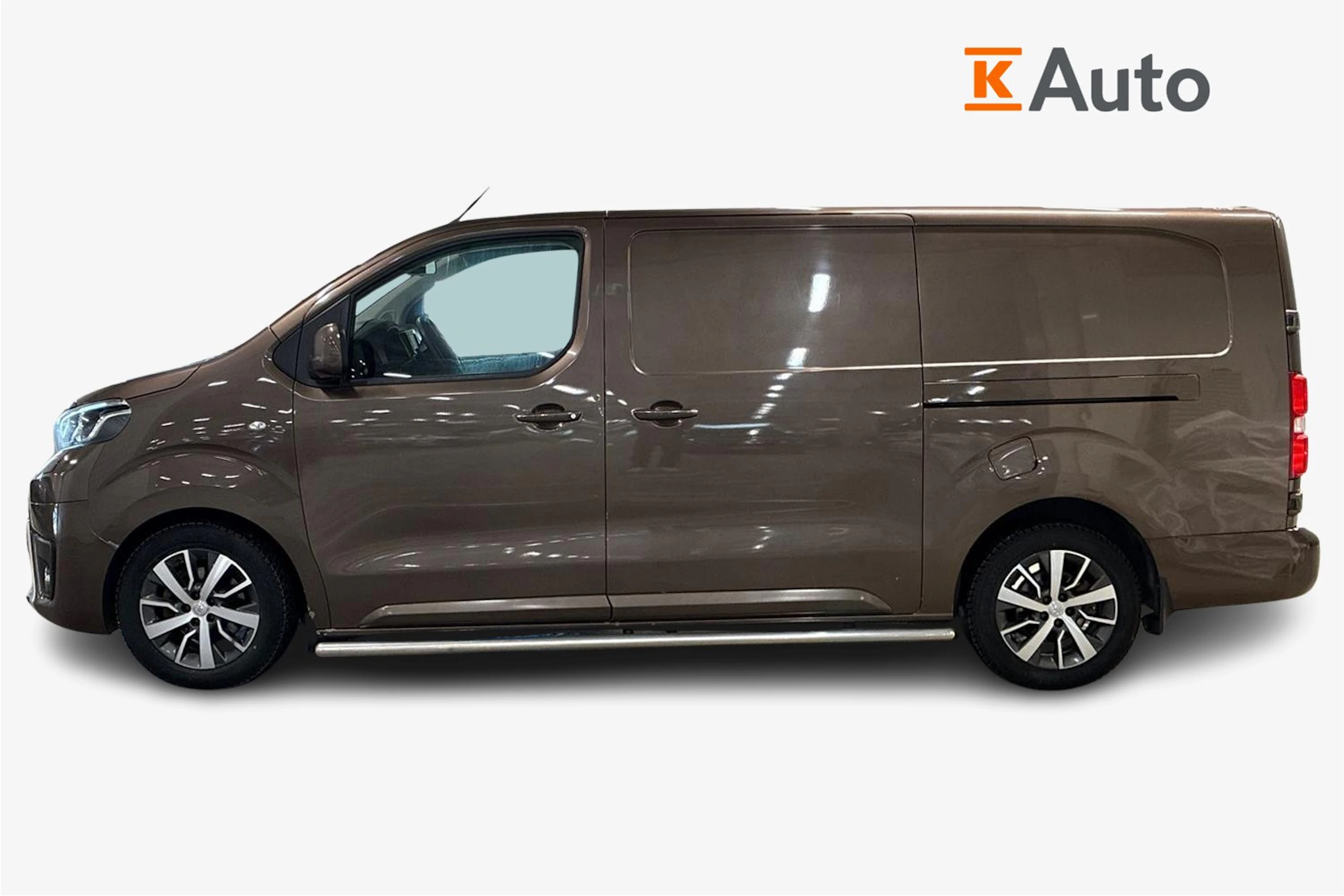 Ruskea (beige) Toyota Proace 2017 kuva 7.