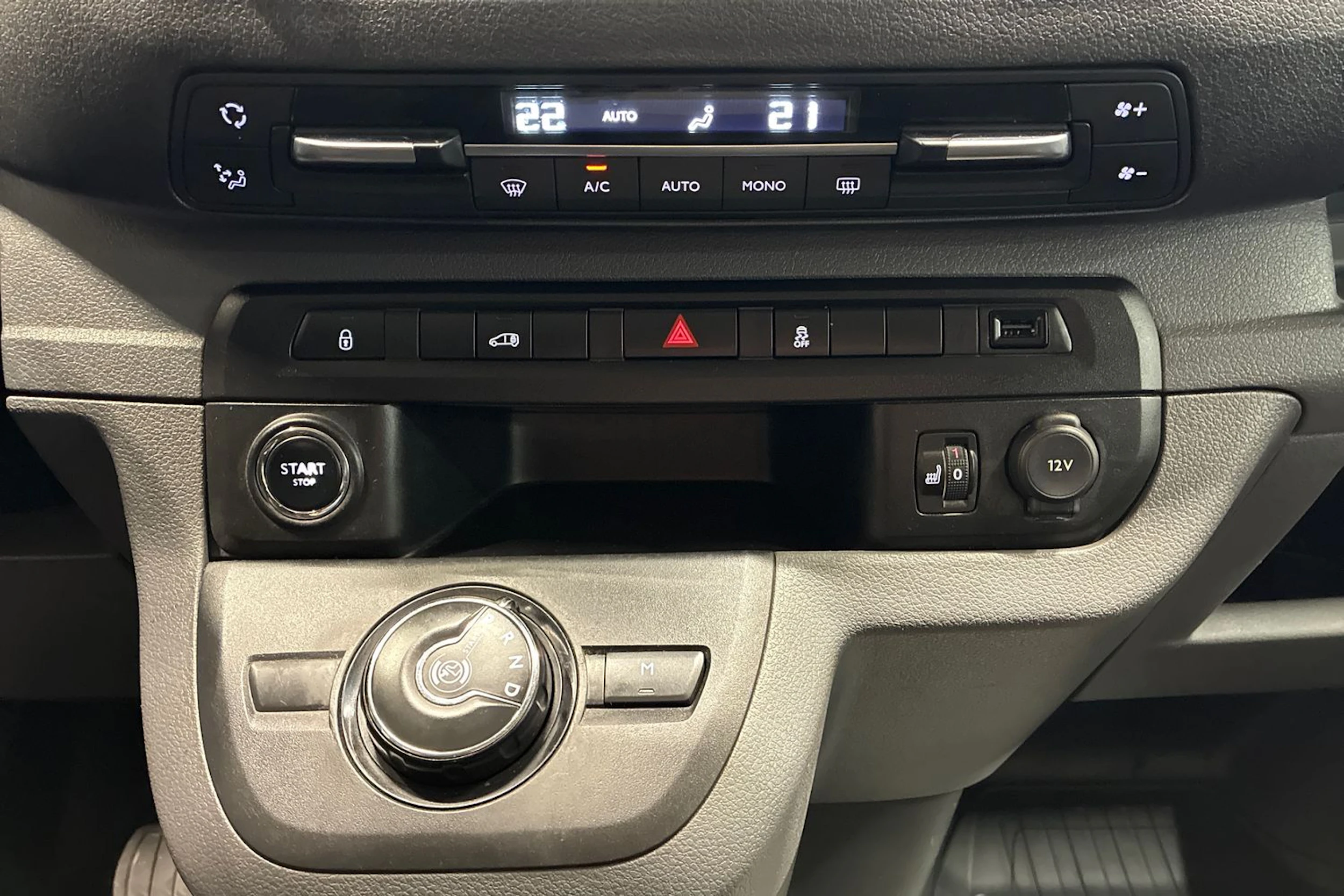 Ruskea (beige) Toyota Proace 2017 kuva 19.