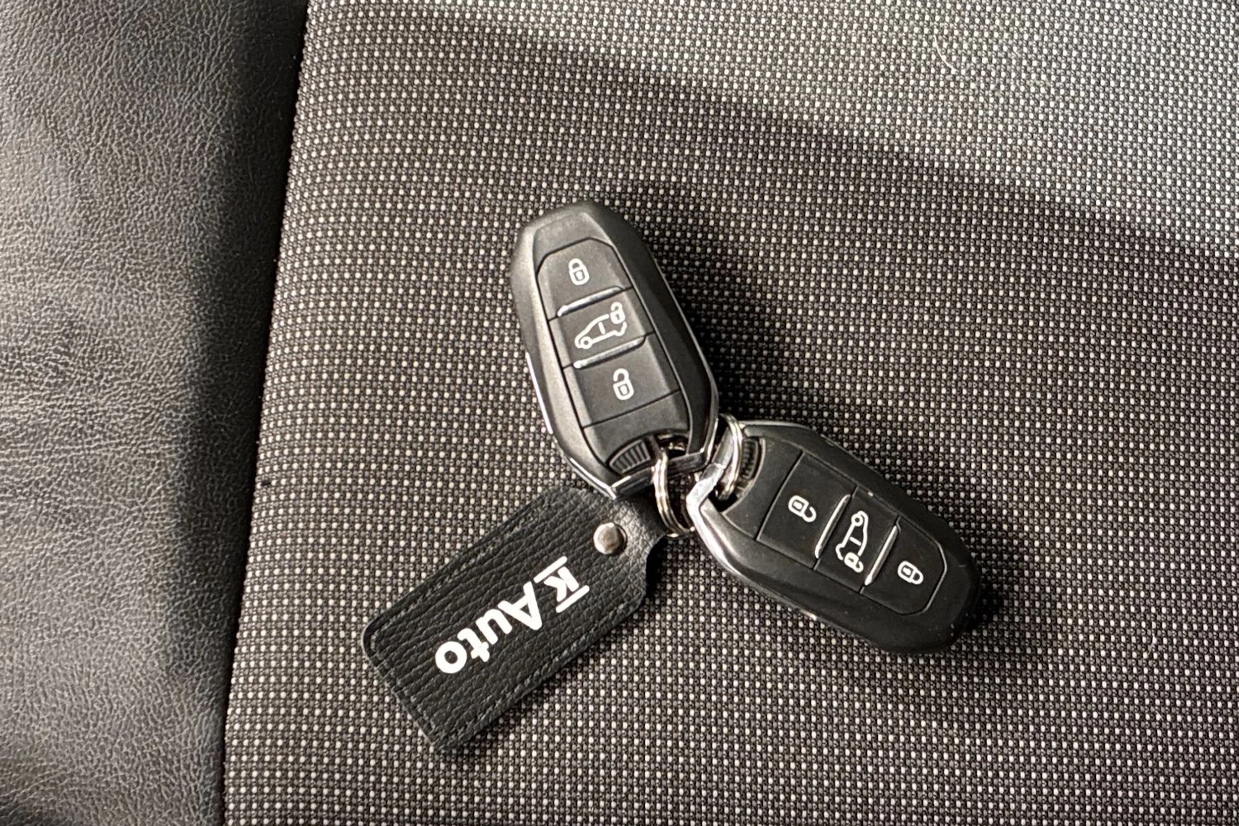Ruskea (beige) Toyota Proace 2017 kuva 21.