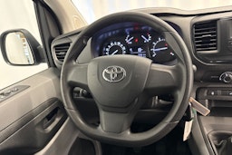 valkoinen Toyota Proace 2018 kuva 10.