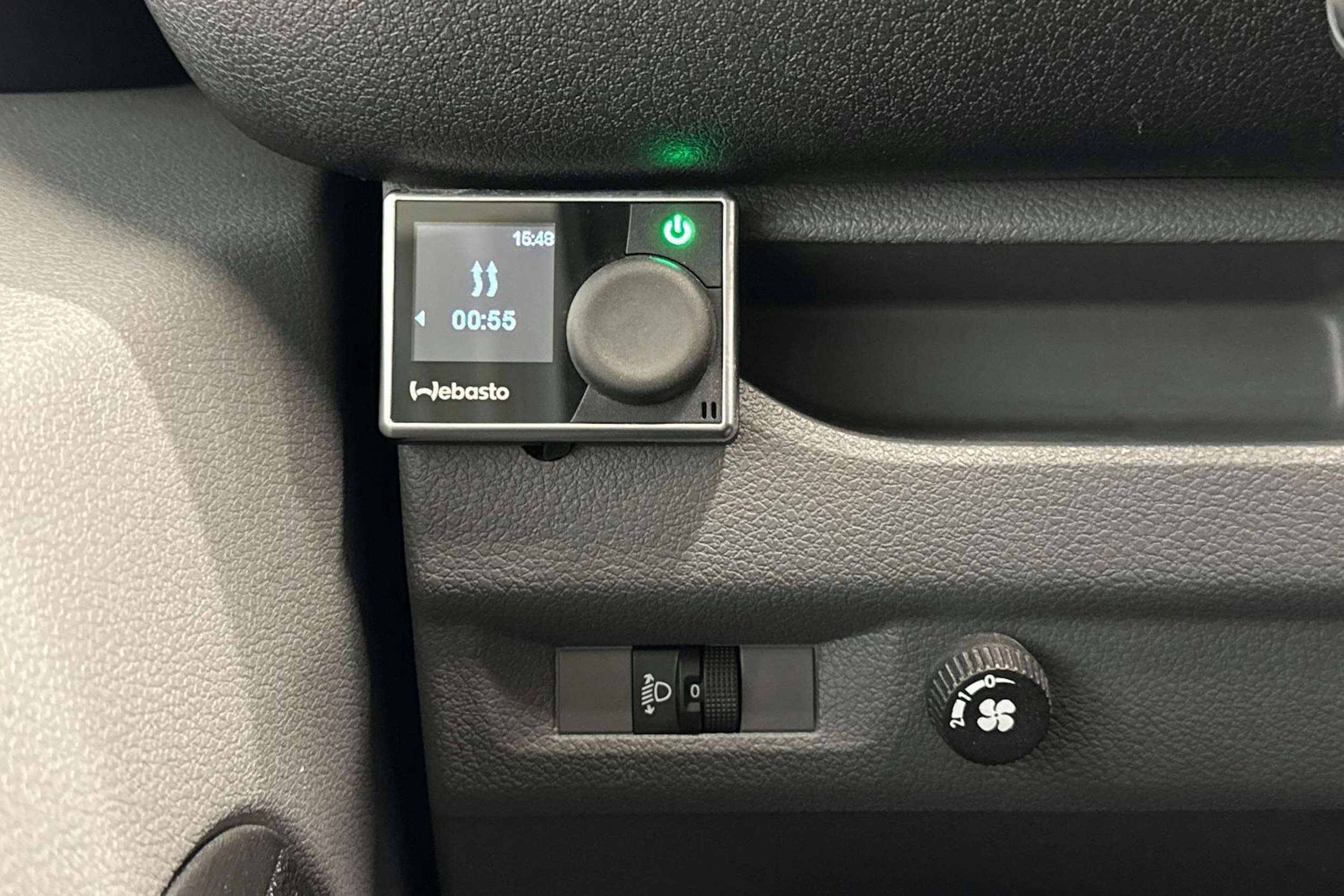 valkoinen Toyota Proace 2018 kuva 14.