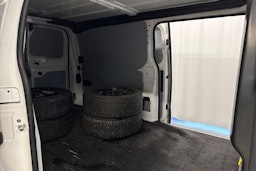 valkoinen Toyota Proace 2018 kuva 19.