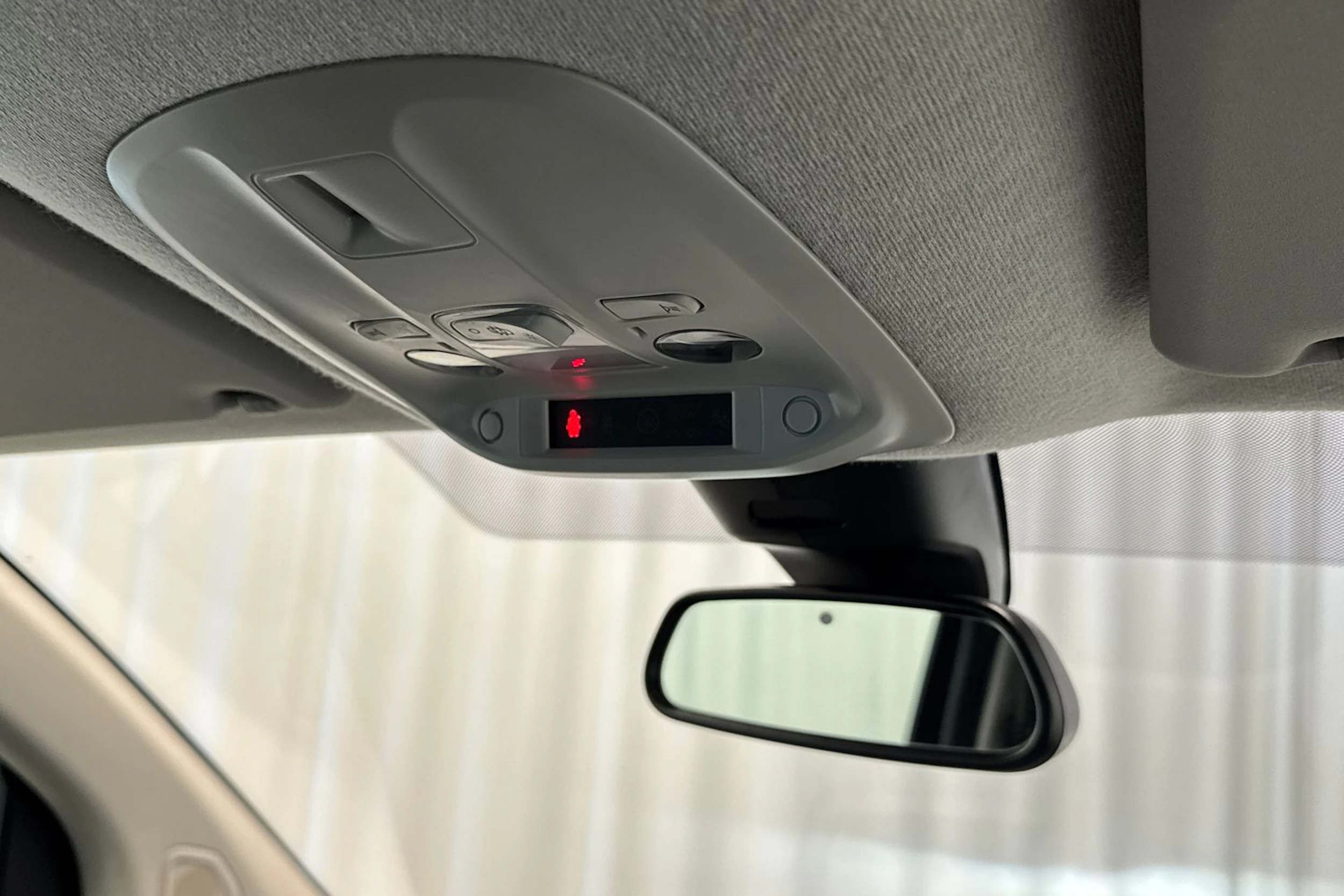 musta Toyota Proace 2017 kuva 24.