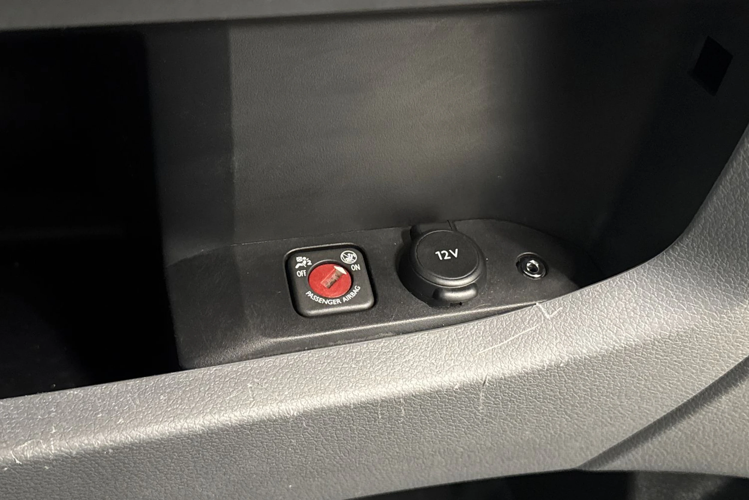 musta Toyota Proace 2017 kuva 25.