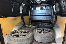 musta Toyota Proace 2017 kuva 27.
