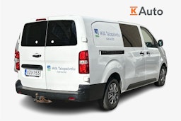 valkoinen Toyota Proace 2017 kuva 2.