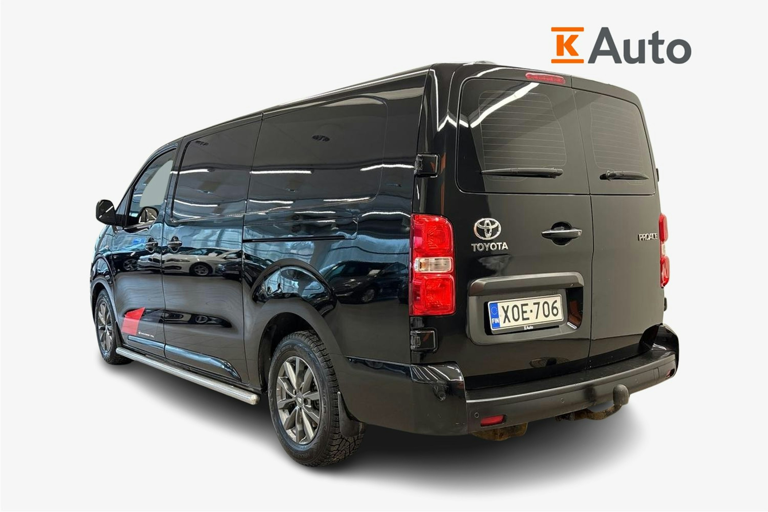 Musta Toyota Proace 2017 kuva 2.