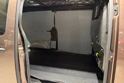 ruskea (beige) Toyota Proace 2018 kuva 19.