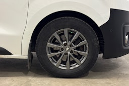 valkoinen Toyota Proace 2018 kuva 16.