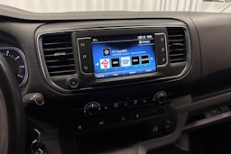 valkoinen Toyota Proace 2018 kuva 19.