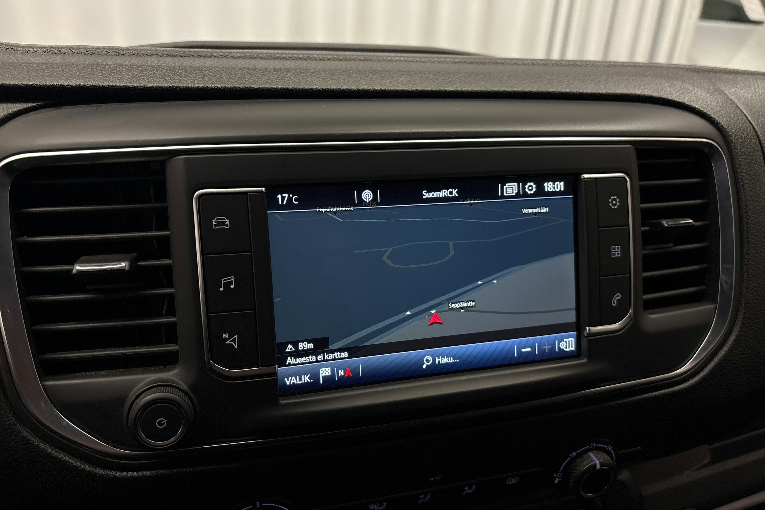 valkoinen Toyota Proace 2018 kuva 21.