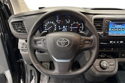musta Toyota Proace 2018 kuva 9.