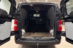 musta Toyota Proace 2018 kuva 13.