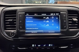 musta Toyota Proace 2018 kuva 19.