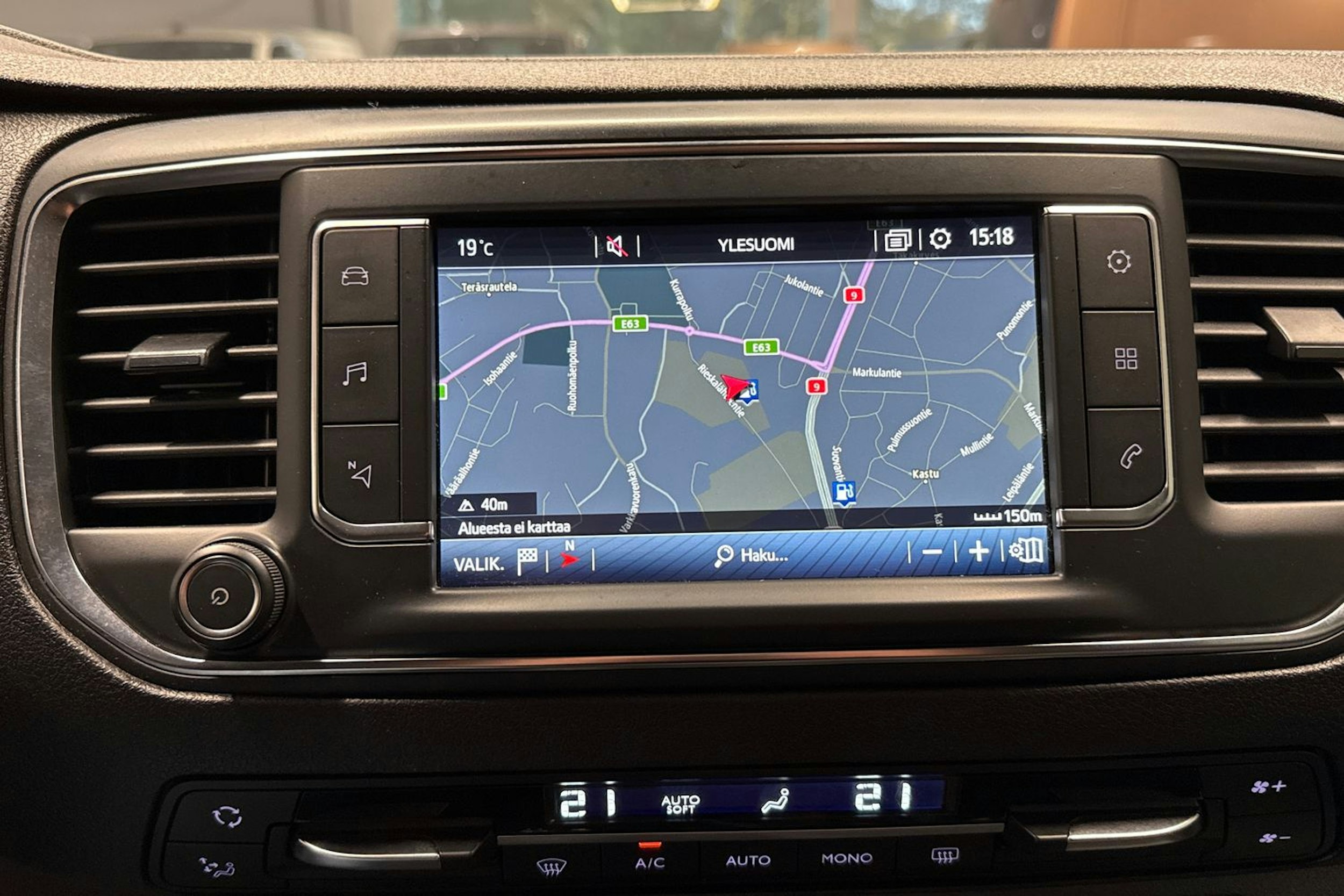 musta Toyota Proace 2018 kuva 21.