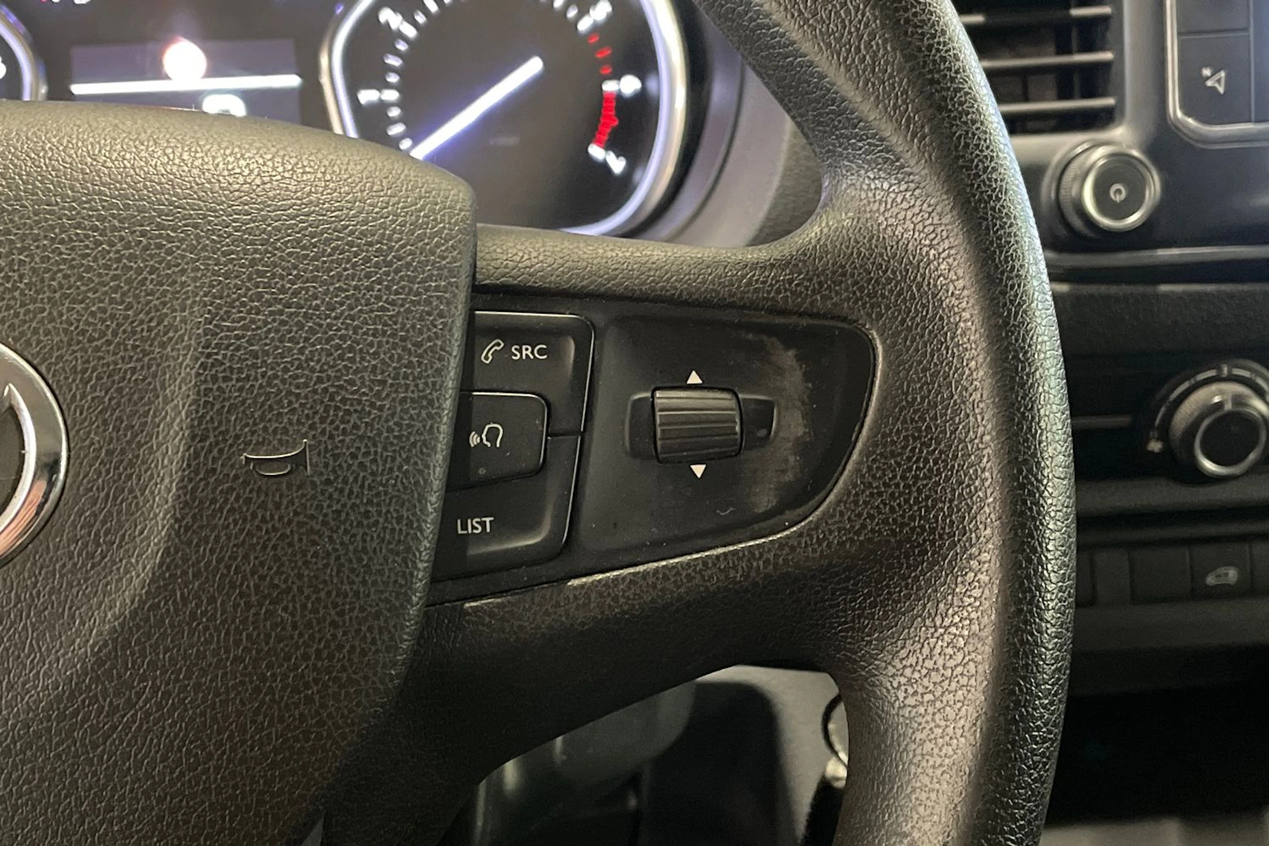musta Toyota Proace 2018 kuva 18.