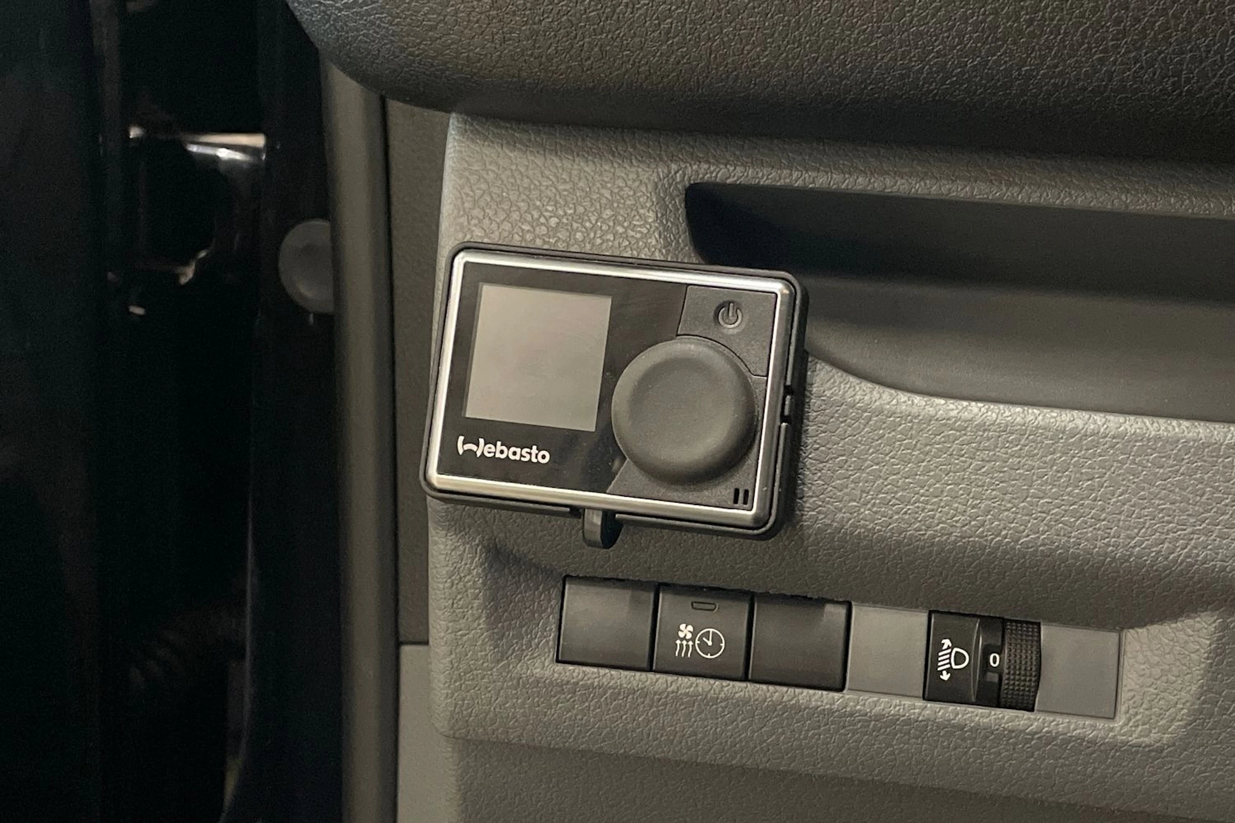 musta Toyota Proace 2018 kuva 29.