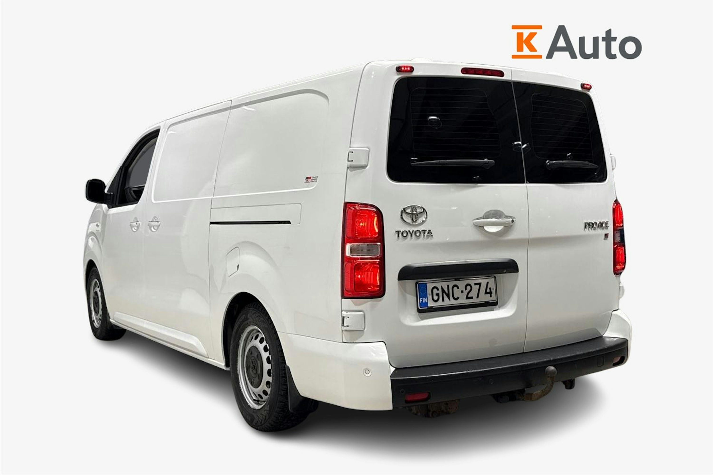 Valkoinen Toyota Proace 2018 kuva 2.