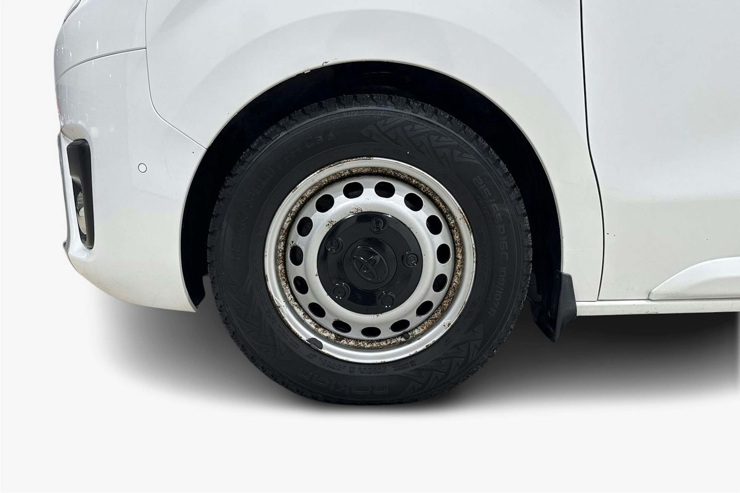 Valkoinen Toyota Proace 2018 kuva 9.