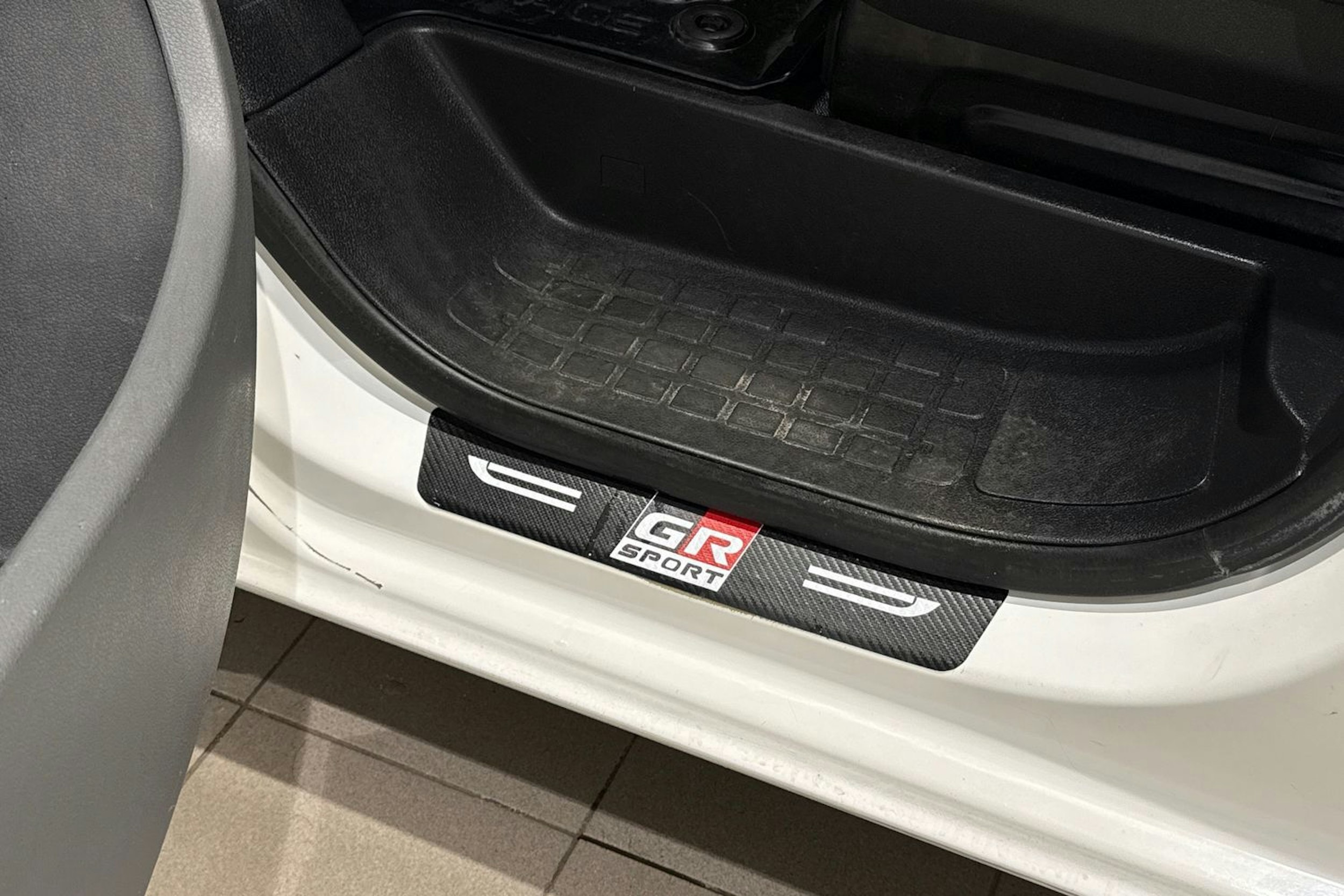 Valkoinen Toyota Proace 2018 kuva 16.