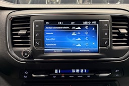 Valkoinen Toyota Proace 2018 kuva 18.