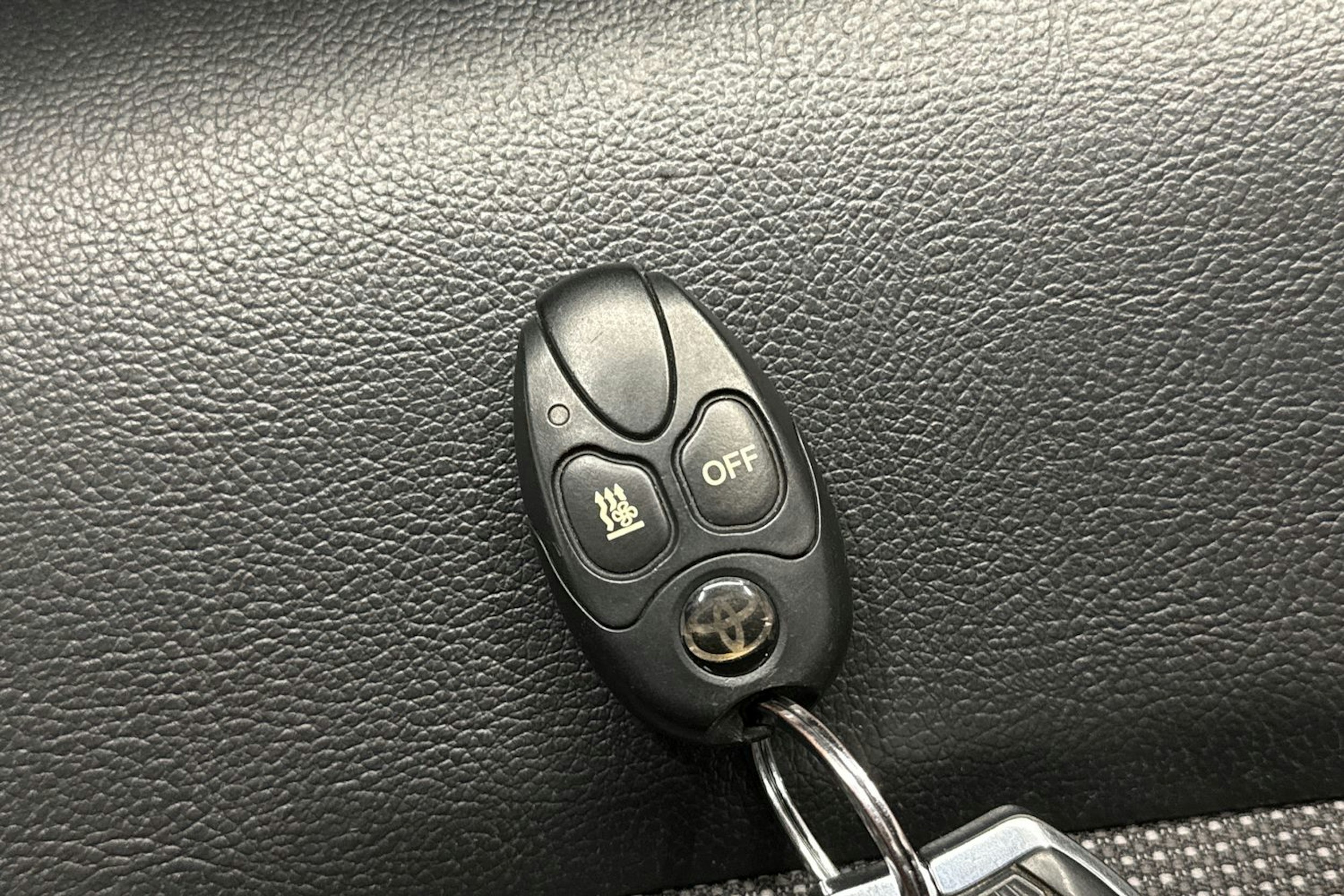 Valkoinen Toyota Proace 2018 kuva 22.