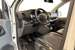 valkoinen Toyota Proace 2018 kuva 3.