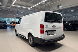 Valkoinen Toyota Proace 2018 kuva 11.