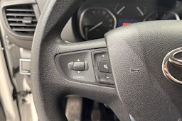 Valkoinen Toyota Proace 2018 kuva 15.