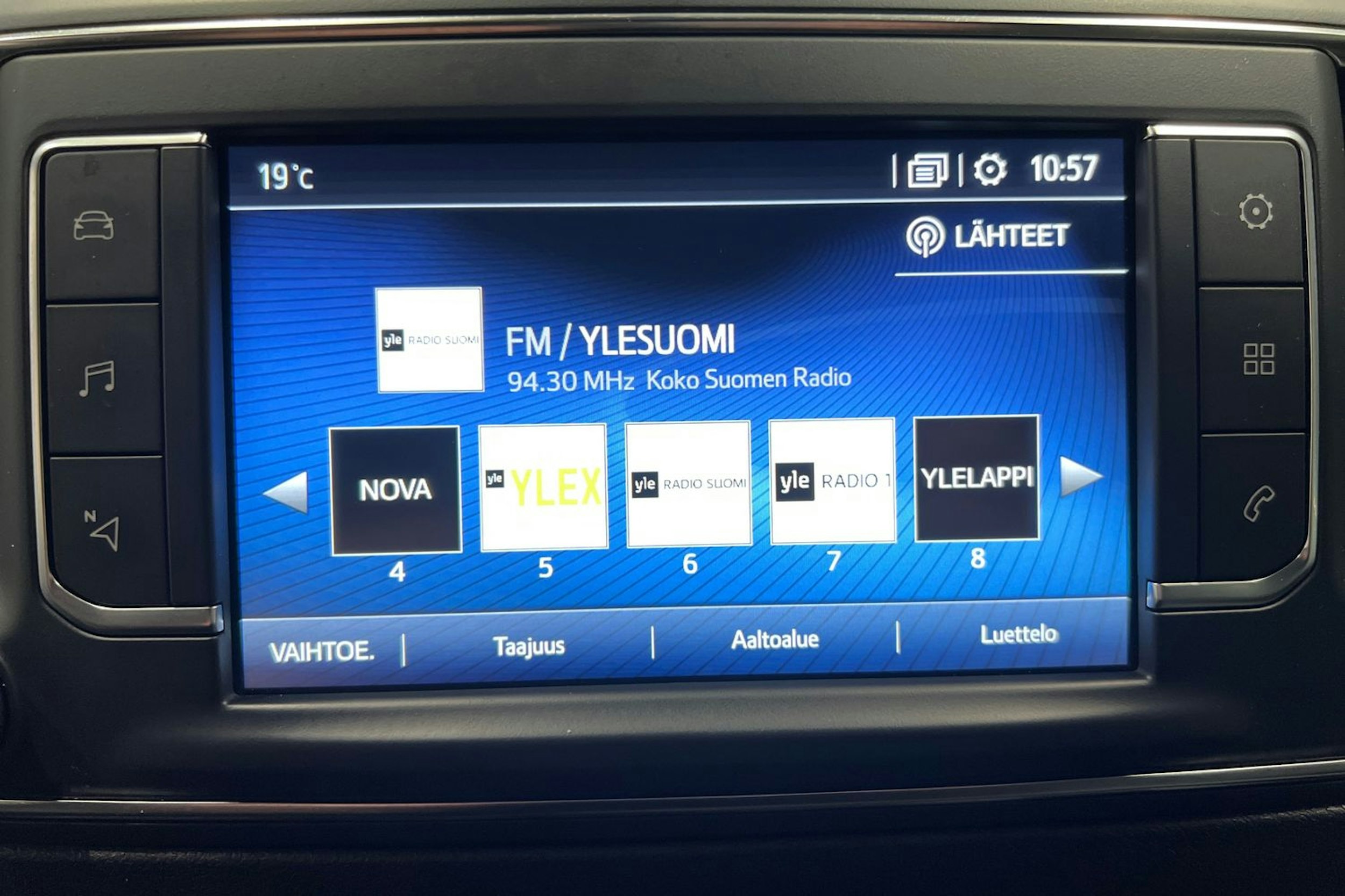 musta Toyota Proace 2018 kuva 16.