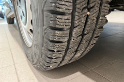 musta Toyota Proace 2018 kuva 24.