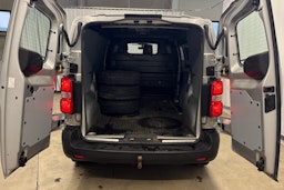 hopea Toyota Proace 2018 kuva 13.