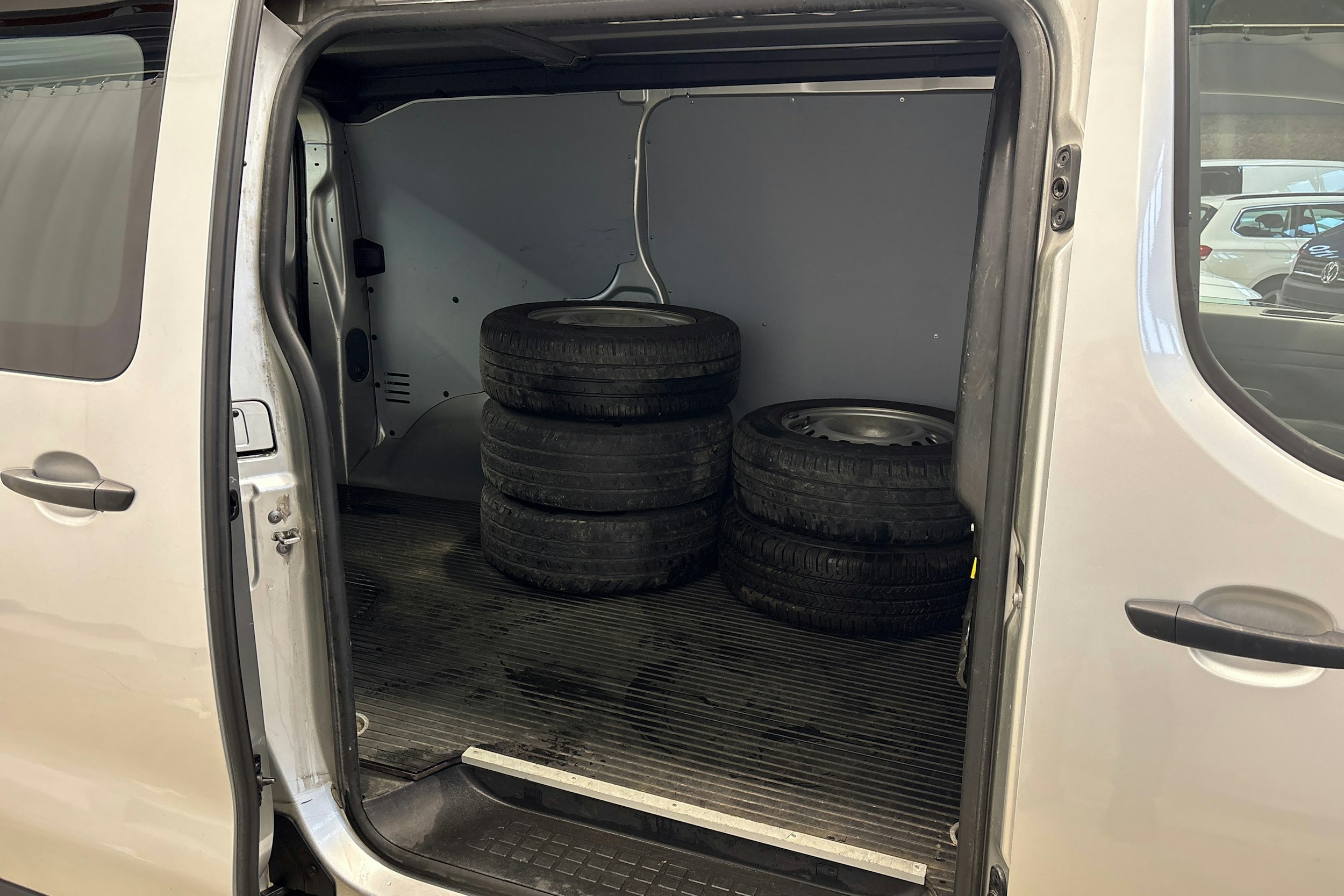 hopea Toyota Proace 2018 kuva 15.