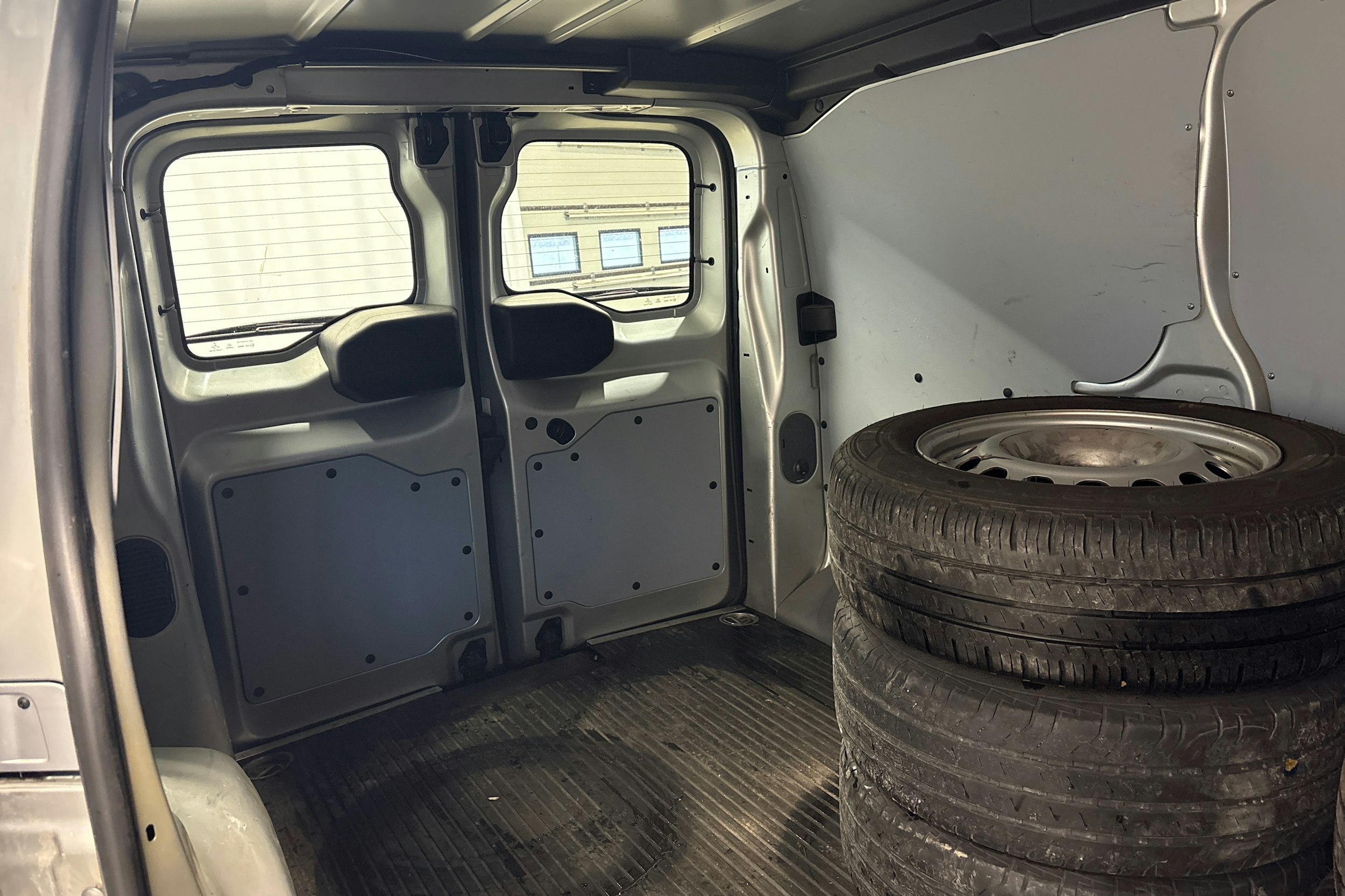 hopea Toyota Proace 2018 kuva 16.