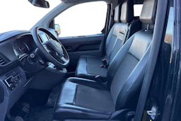 musta Toyota Proace 2018 kuva 3.