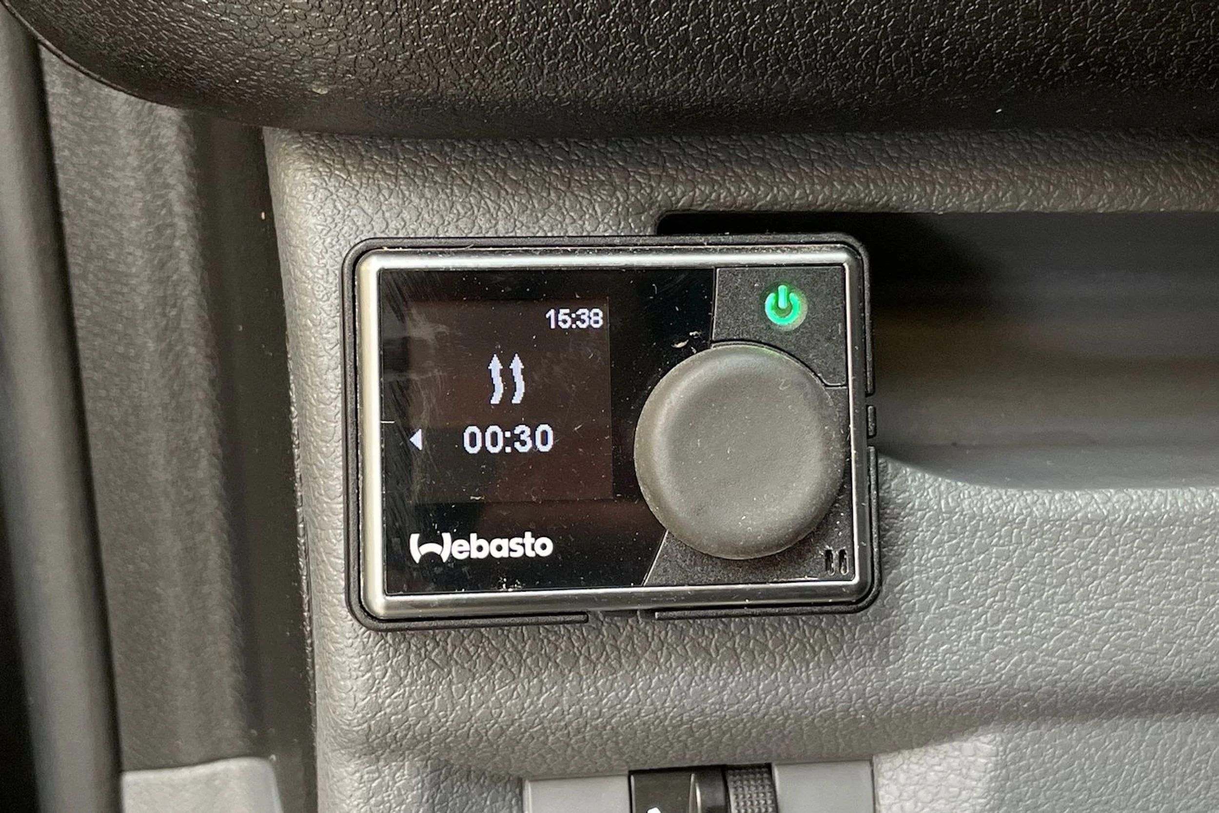 musta Toyota Proace 2018 kuva 18.