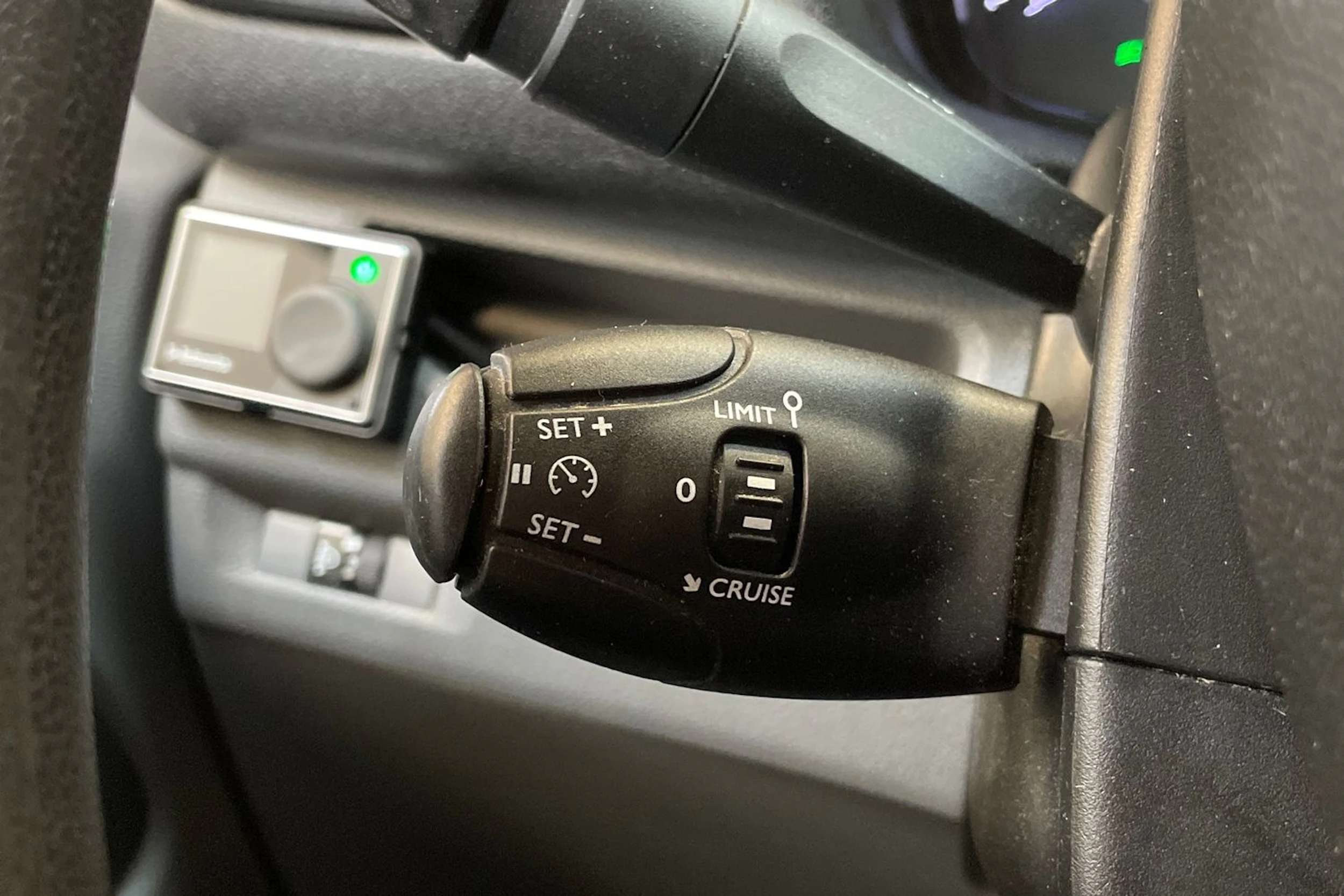 musta Toyota Proace 2018 kuva 22.