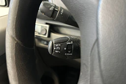 musta Toyota Proace 2018 kuva 14.