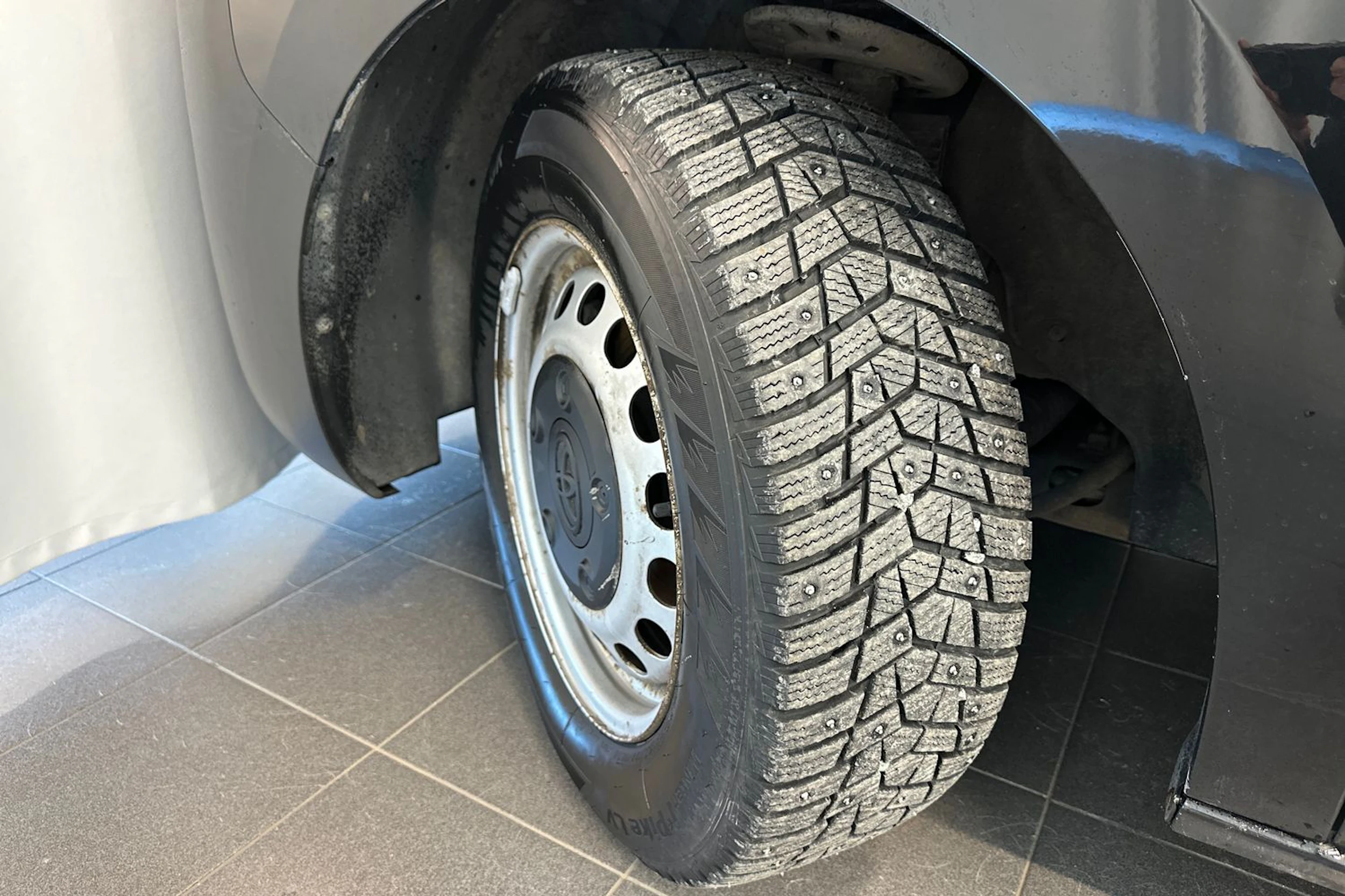 musta Toyota Proace 2018 kuva 19.