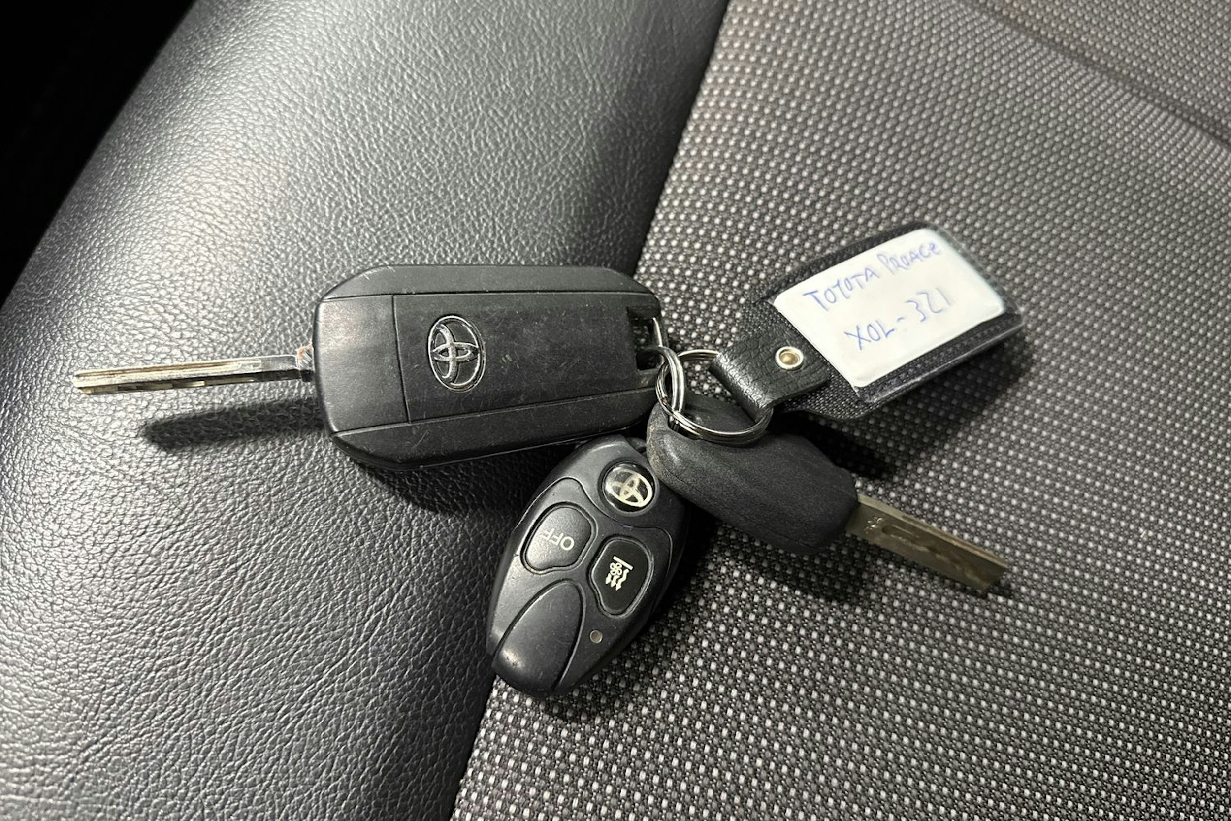 harmaa Toyota Proace 2018 kuva 21.