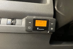 punainen Toyota Proace 2018 kuva 16.